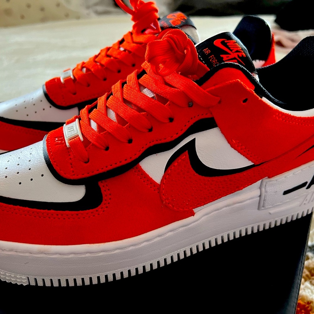 Nike AF 1 Shadow